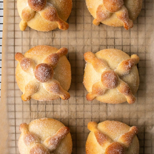 Pan de Muerto con Gustavo Hernandez de ENO (de DIA)