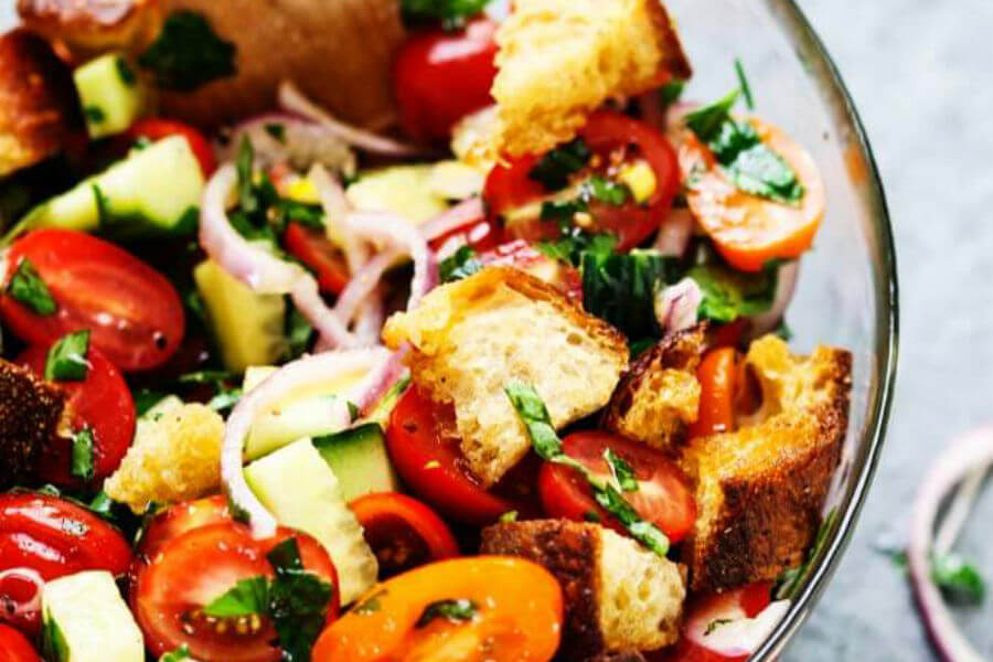 Ensalada panzanella