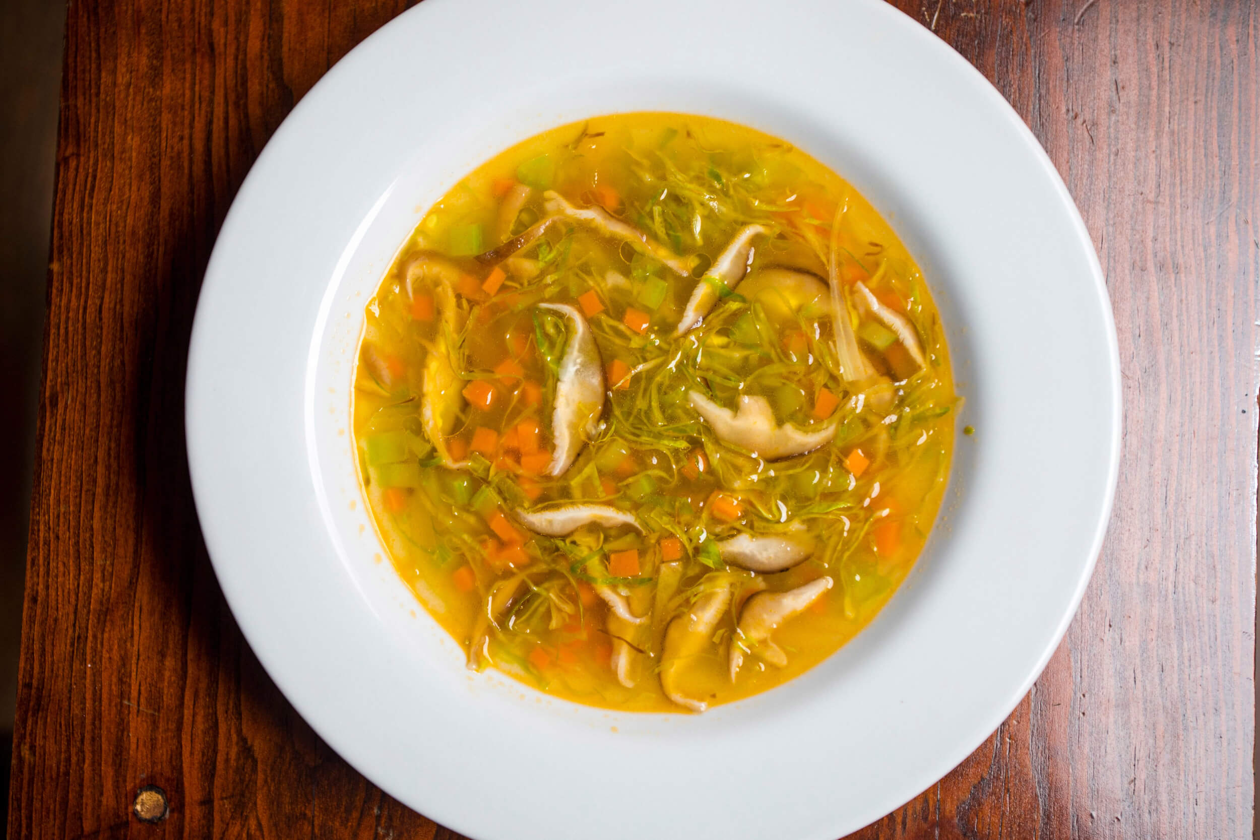 Caldo de vegetales básico