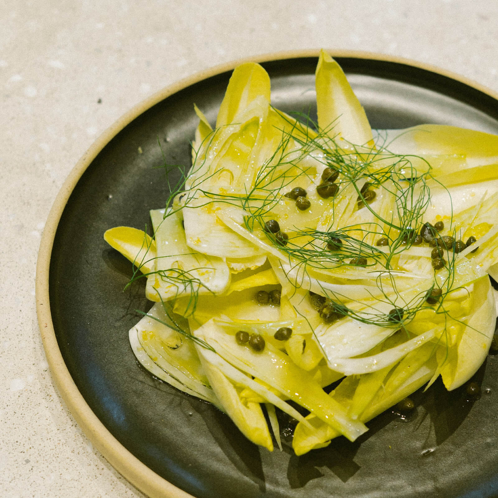 Ensalada de endivias con hinojo